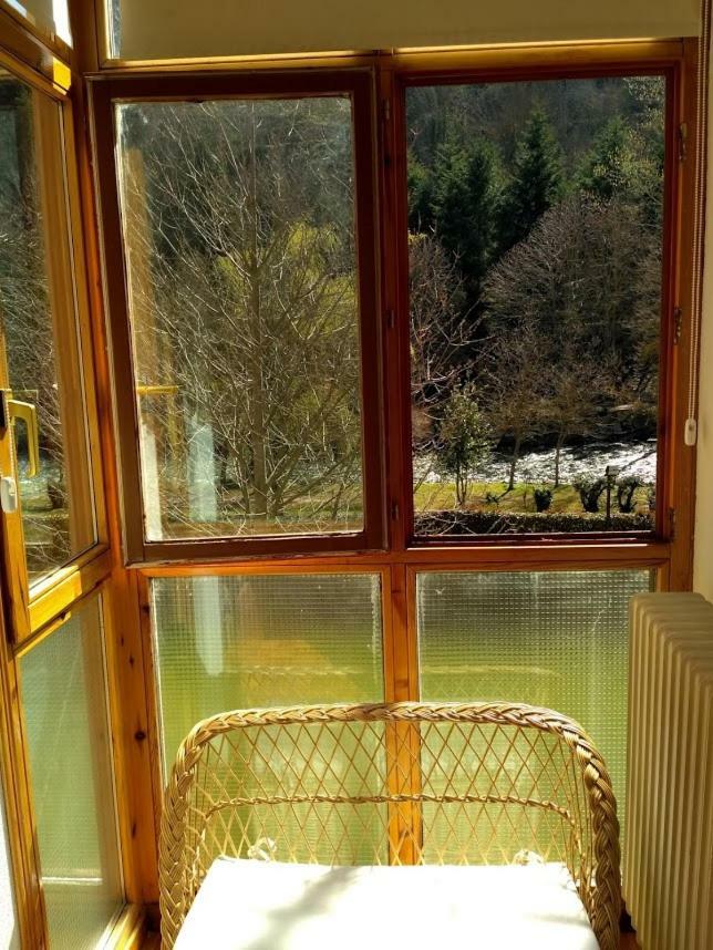Duplex Con Jardin En Ezcaray Lägenhet Exteriör bild